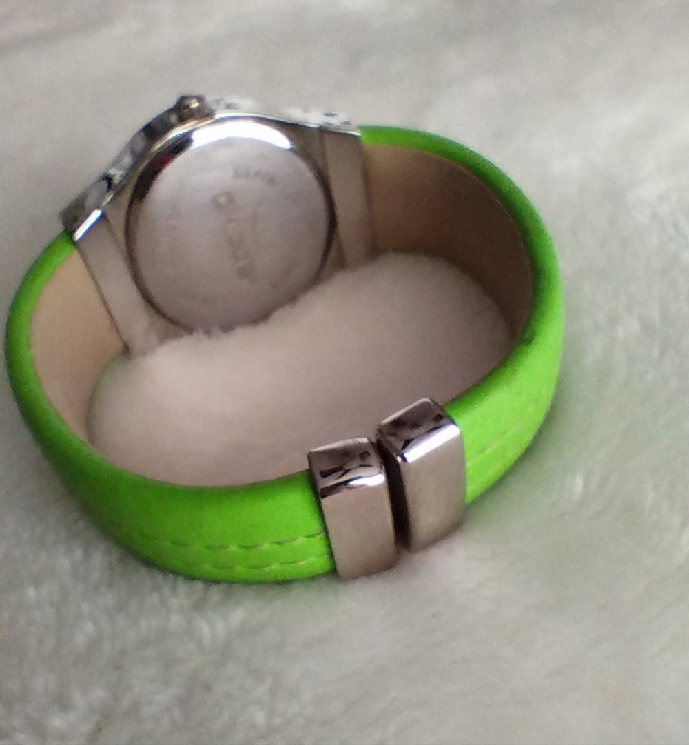 ⌚ Chico's - Picture 4 of 6
